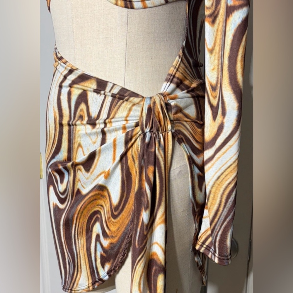 🤎 Swirl Pattern Long Sleeve Dress Size Small 🤎 - Picture 3 of 4